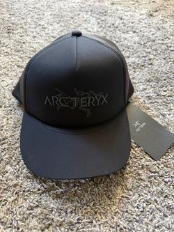BRAND NEW ARCTERYX SNAPBACK HAT