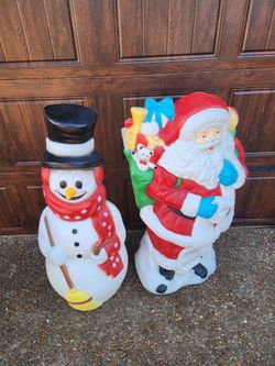 *** VINTAGE PLASTIC OUTDOOR CHRISTMAS DECORATIONS ***