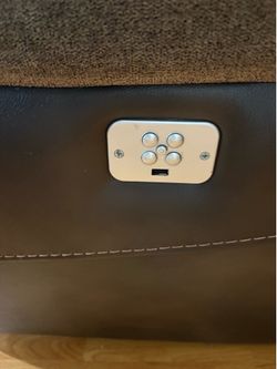 Loveseat recliner