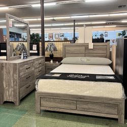 🔥Hot Deal🔥Brand New Queen Size Bed Frame, Dresser, Mirror And Nightstand $599, Finance Available, Delivery Available 