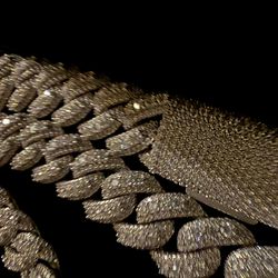 Custom Pendant with chain