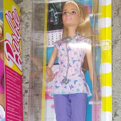 Nurse Barbie Doll *NEW *