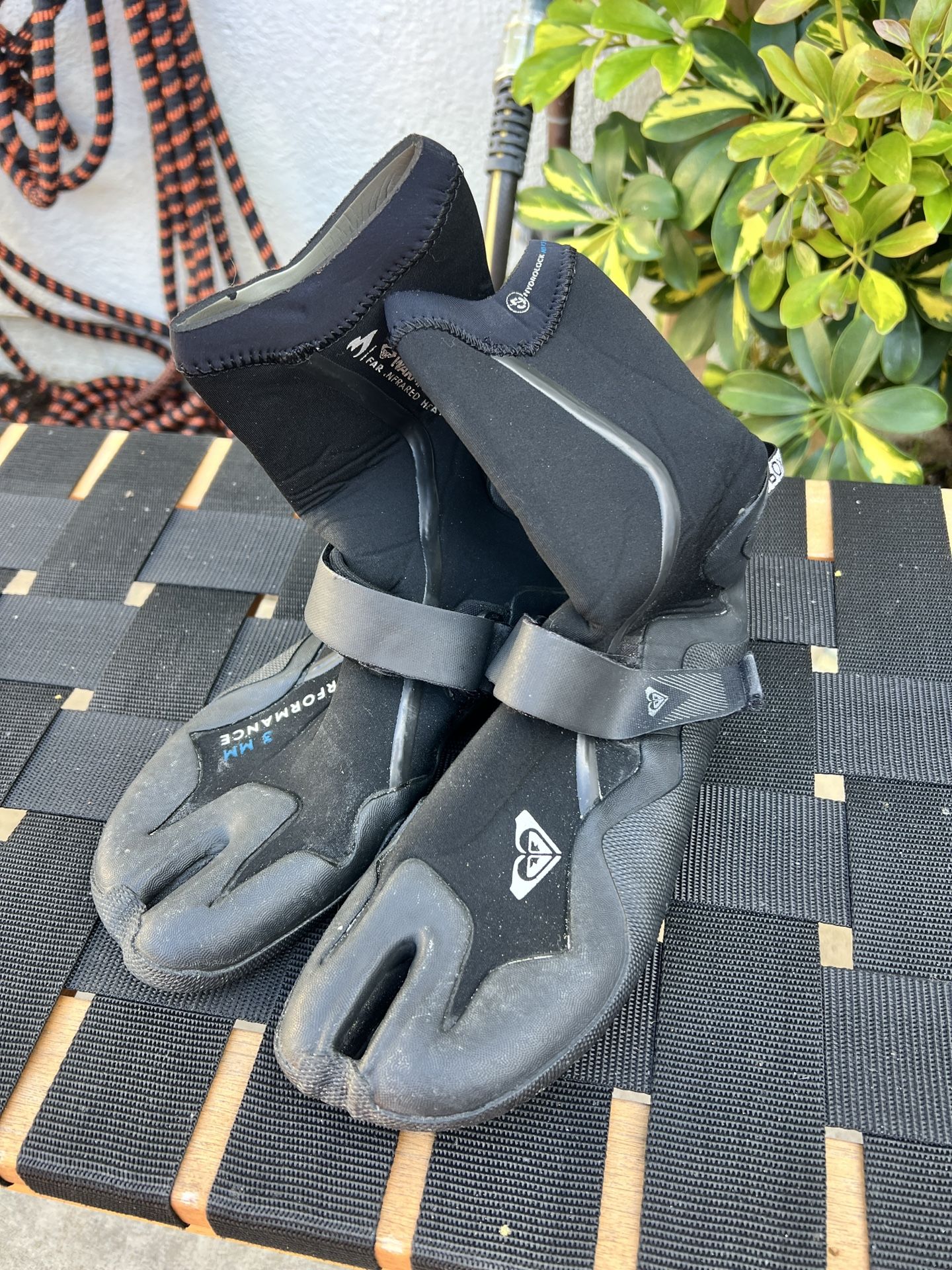 Roxy Surf Booties - 3mm Split Toe for Sale in Huntington Beach, CA ...