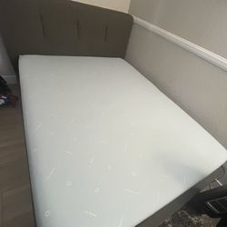 Complete Queen Bed Set – Upholstered Frame + Memory Foam Mattress Tempur-Pedic