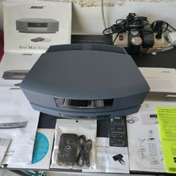 Bose WAVE MUSIC SYSTEM III WITH MULTI DISC CANGER AND BLUETOOTH CONNECTOR 