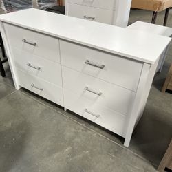 New in box ! 6-Drawer white Dresser, bedroom dresser, six storages dresser, clothing storage unit, bedroom closet, closet storage, cabinet, Dresser, m