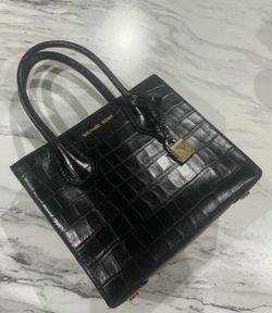 Michael Kors Small Mercer crossbody