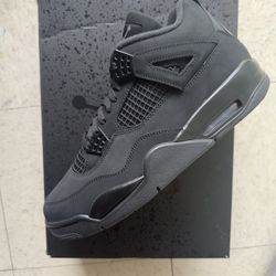 Jordan 4 Black Cat