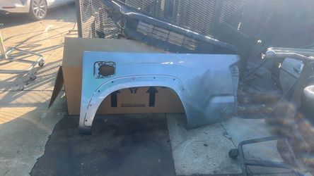 2019 Tacoma bed side