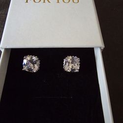 CZ HALO STUDS 10MM 18K925SS SUPER SPARKLE STONES ALL THE WAY AROUND 