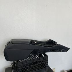 2011 BMW Center Console 