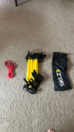 SKILZ ladder and resistance band