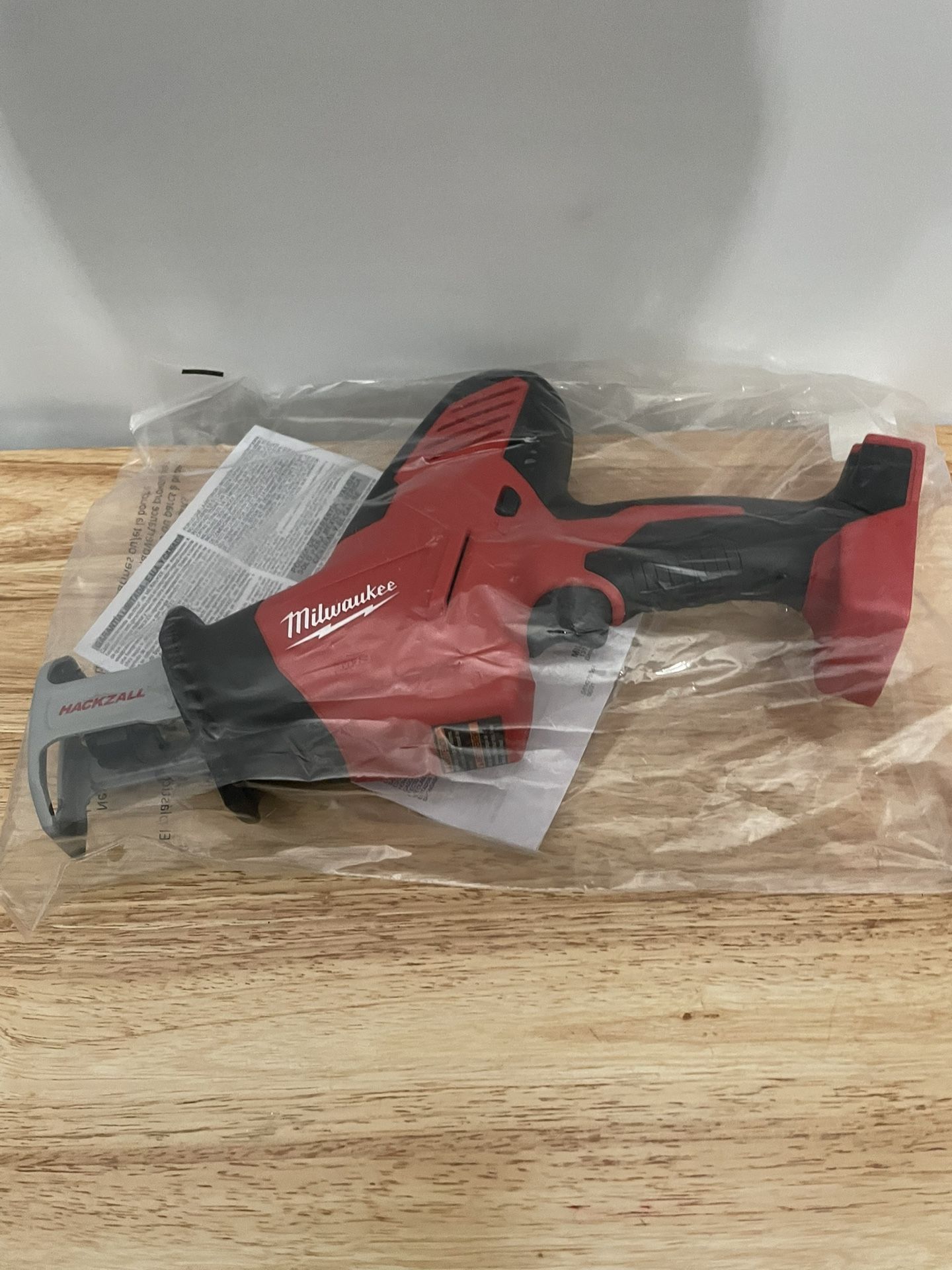 New Milwaukee HACKZALL M18 (Tool Only Solo Herramienta)