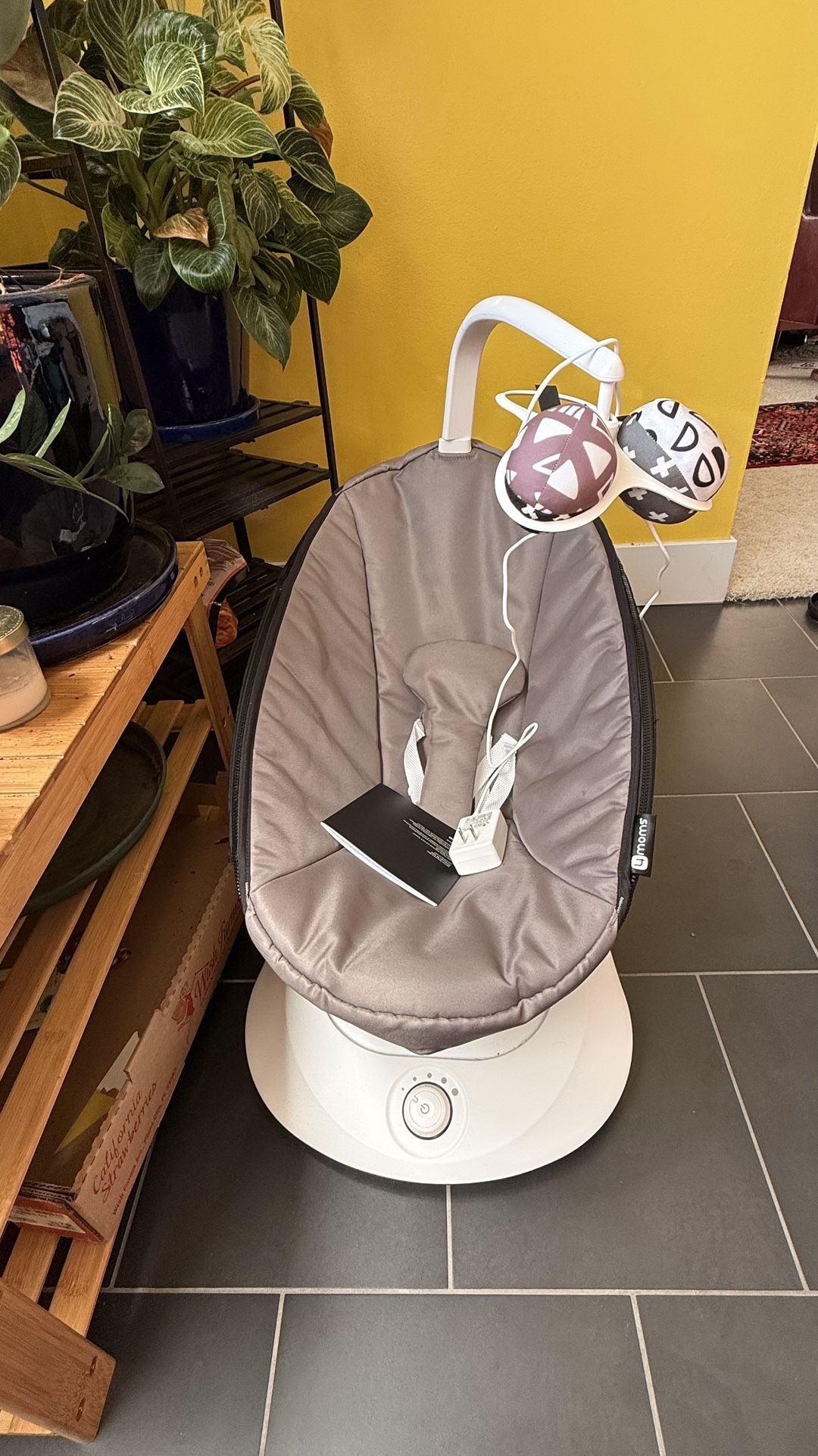 Baby Swing / Rocker 4moms