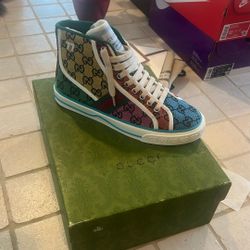 Gucci Shoes Size 40 New In Box