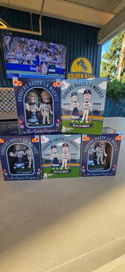 Dia de los Dodgers duo bobblehead.