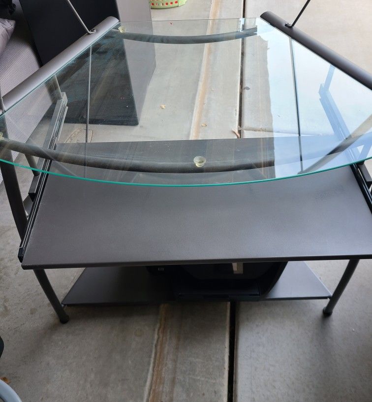 Desk With Glass and Metal Structure 