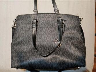 MICHAEL KORS New Bag 100% Authentic