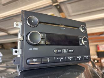 Factory F250 Radio