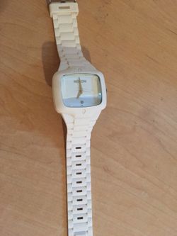 Nixon White Watch
