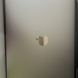 MacBook 13