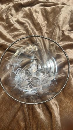 Glass plate silver design