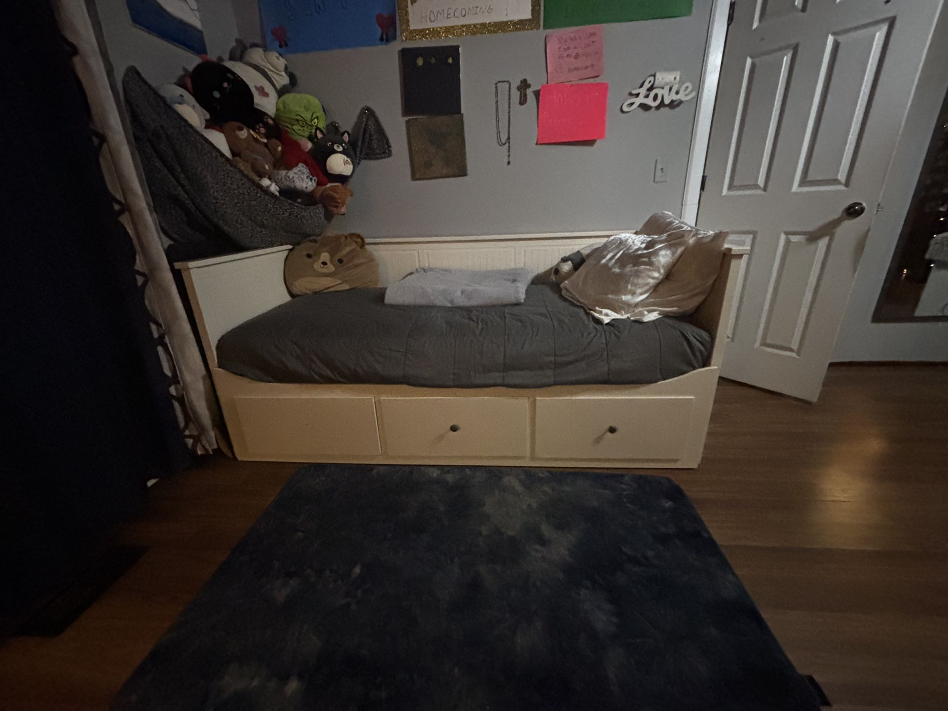 Twin Bed Frame And Matress