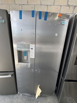 New Frigidaire Refrigerator 