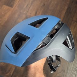 Black Diamond Capitan Climbing Helmet 