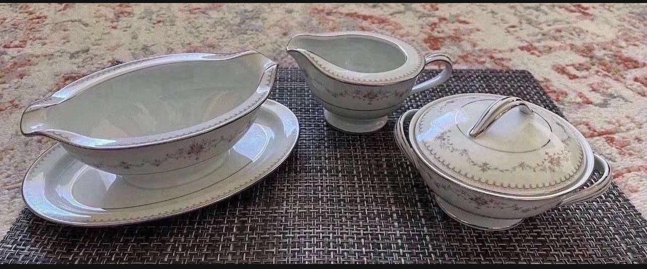 Vintage Noritake Fairmont 6102 Platinum Trim China 3 pieces in mint condition   