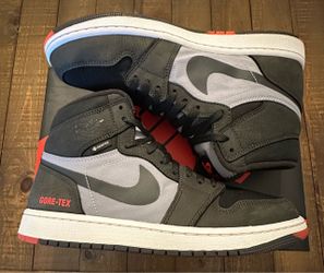 Jordan 1 Retro High Element Gore-Tex Black Infrared Mens size 9