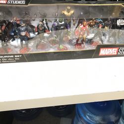 Marvel Studio Mega Figurine Set