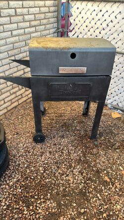 Used Smoker / Grille