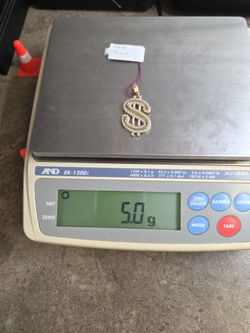 Cross Pendant 10k 5.4 Gr