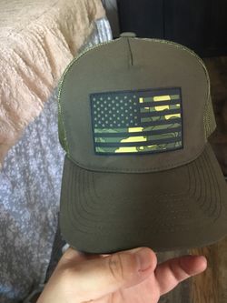 VENDO CACHUCHA 10 DÓLARES