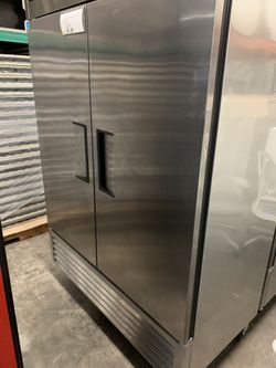 Commercial Refrigerator