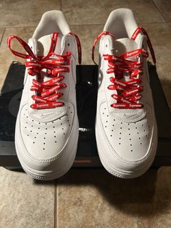 Nike Air Force 1 Low Supreme White
