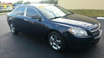 2010 Chevrolet Malibu pocas millas down payment $2000