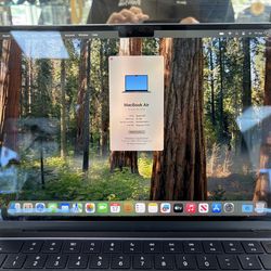 MacBook Air 13 inch, M3 2024