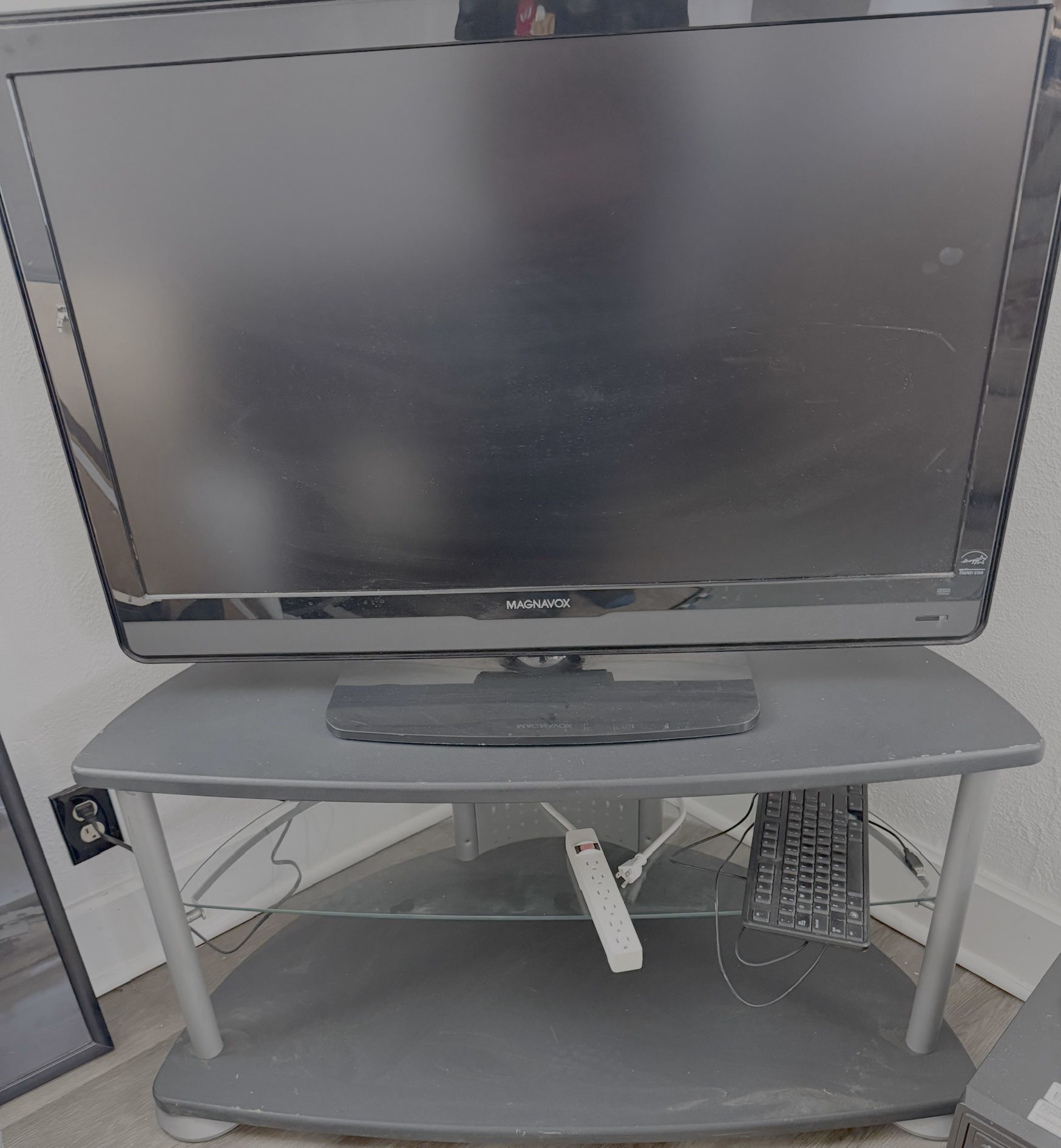 Tv And Tv Stand Priced Together Need Gone