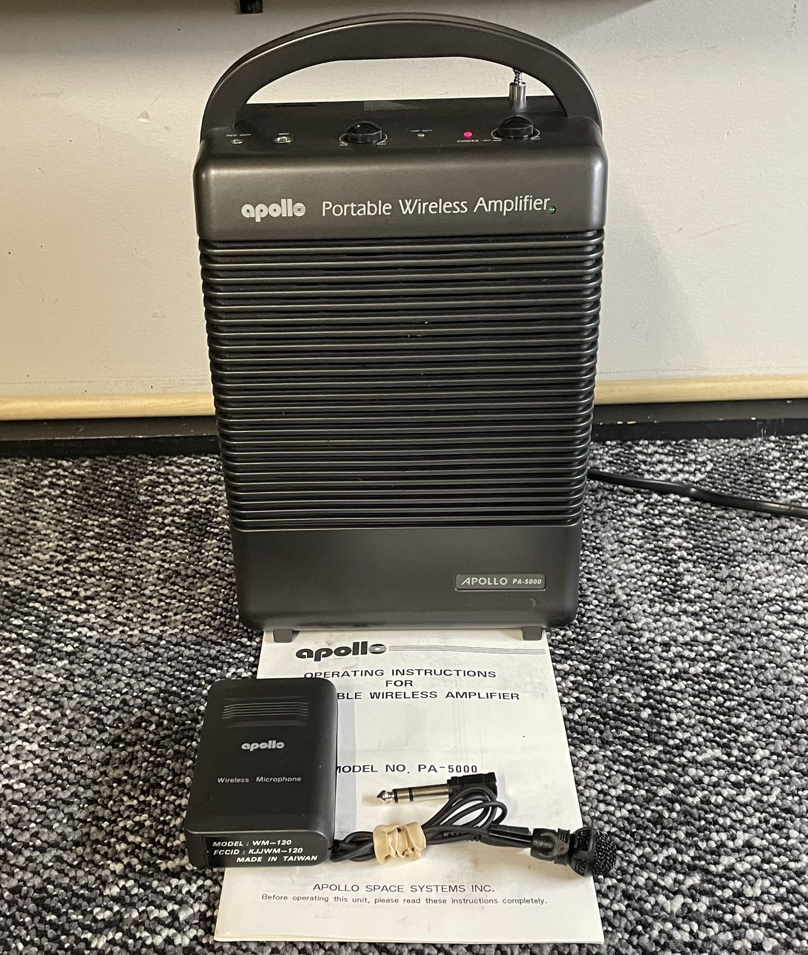 Apollo Portable Wireless Guitar/PA Amp