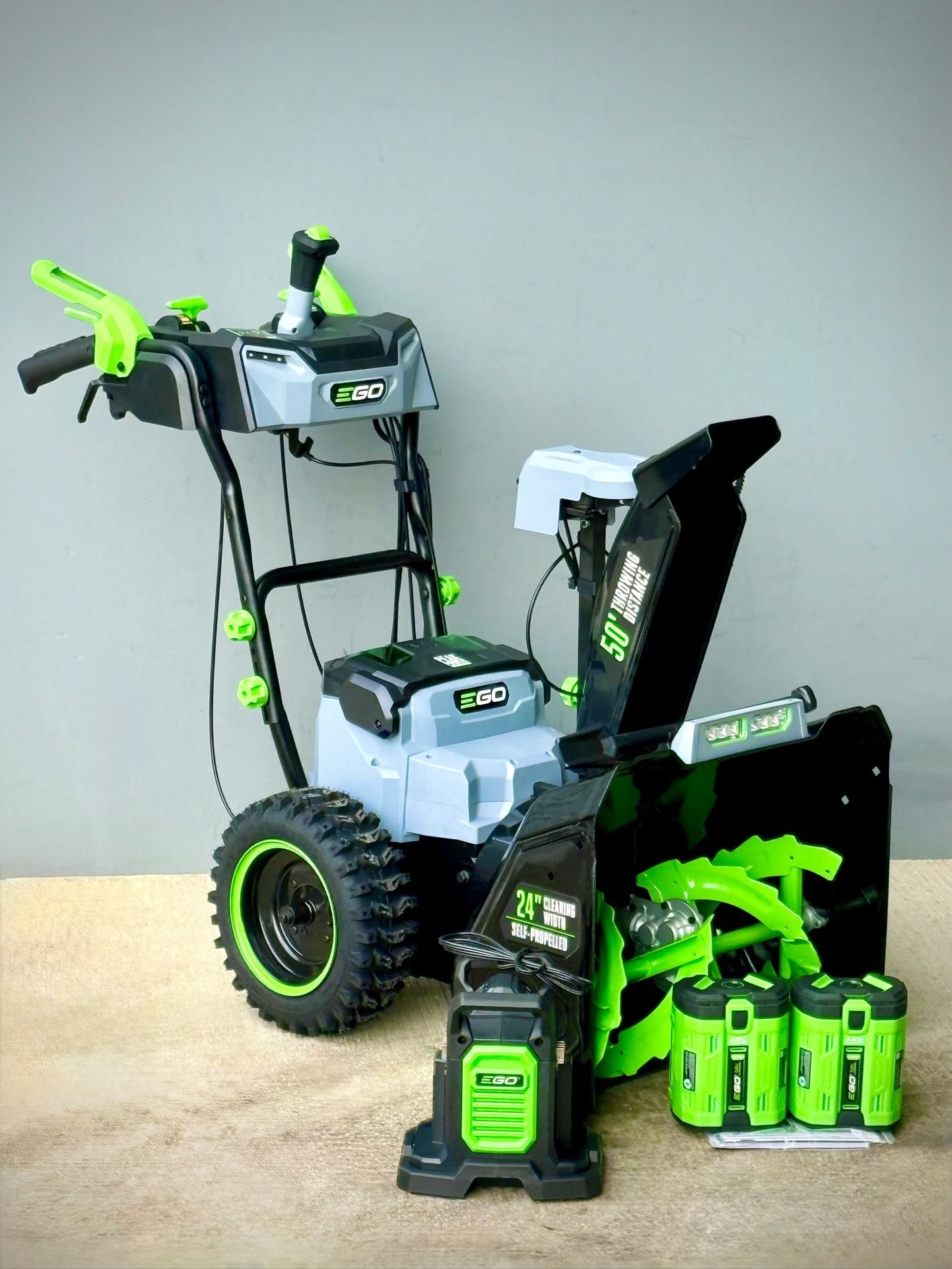 Brand new EGO Power+ Peak Power SNT2416 24 in.Two stage 56 V Battery Snow Blower Kit (Battery & Charger) W/ 2-IN-1 CHUTE ADJUST & (2) 10AH BATTERIES