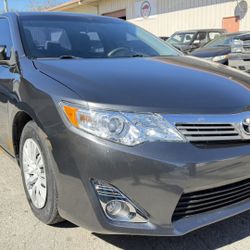 Toyota Camrry Le 2012