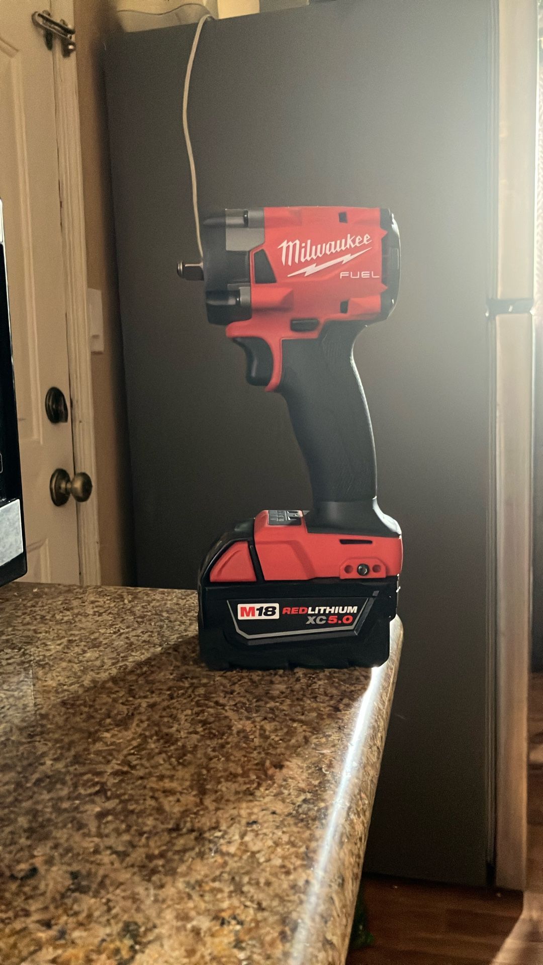 Milwaukee Brushless M-18 Red Lithium Xc5.0