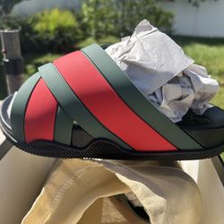 Brand new Gucci slide sz8 women's