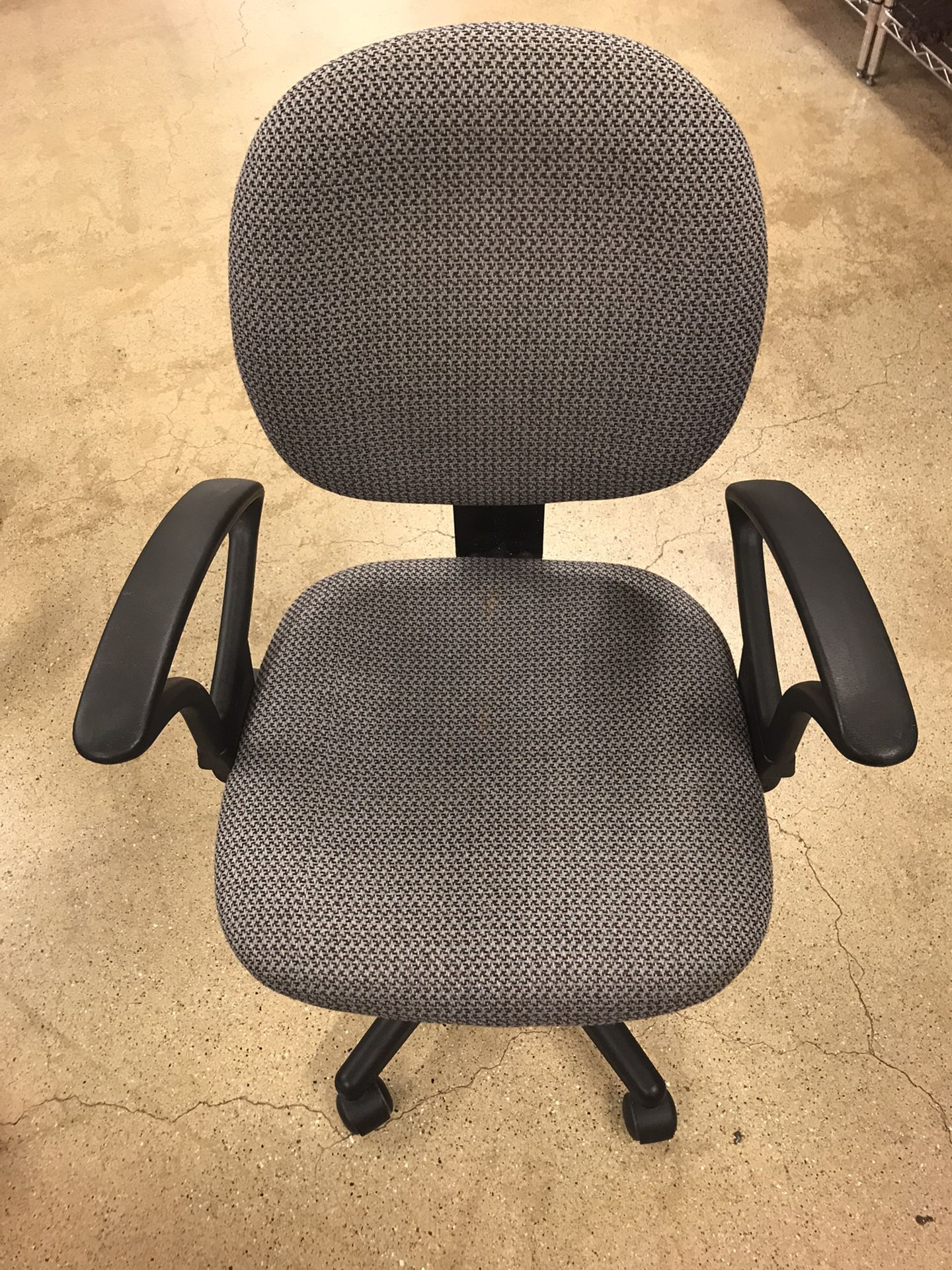 Office Desk Chair No Rips Or Stains