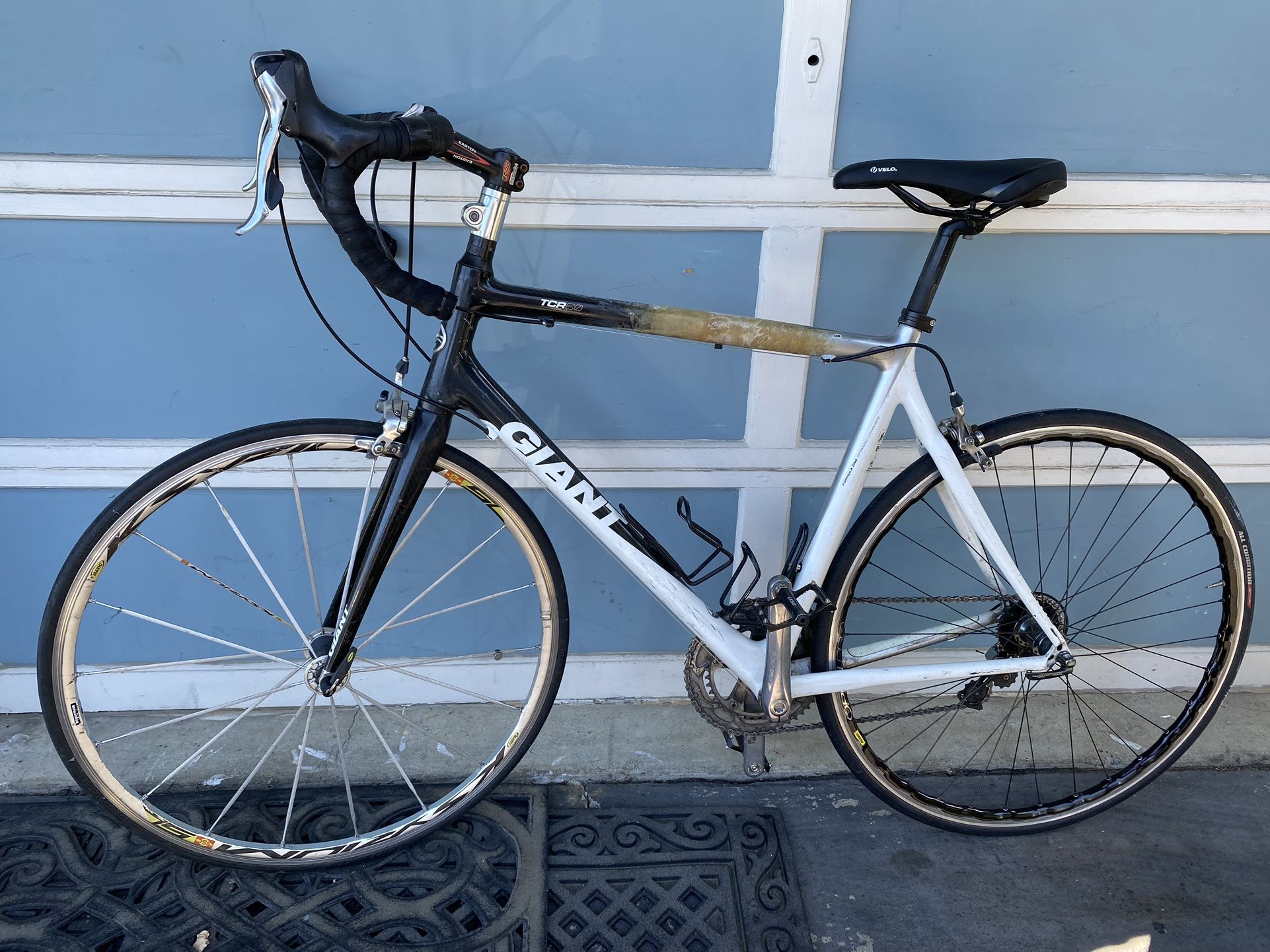Giant TCR racing bike