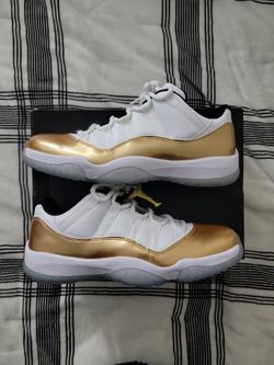 Air Jordan 11 Retro Low 'Closing Ceremony '