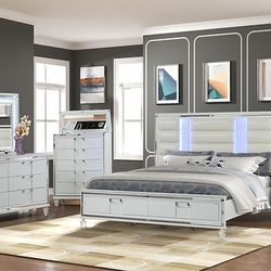 4 PC SET  1 QB+ 1 DR + 1 MR + 1 NS +  NEW IN BOX (MATTRESS AND CHEST SOLD SEPARATELY)