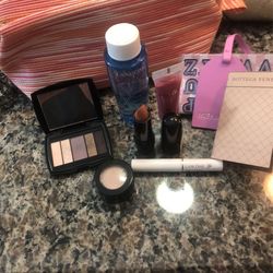 Lancôme Set Of M/up W/https://offerup.co/faYXKzQFnY?$deeplink_path=/redirect/